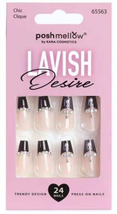 Chic Clique Nails
